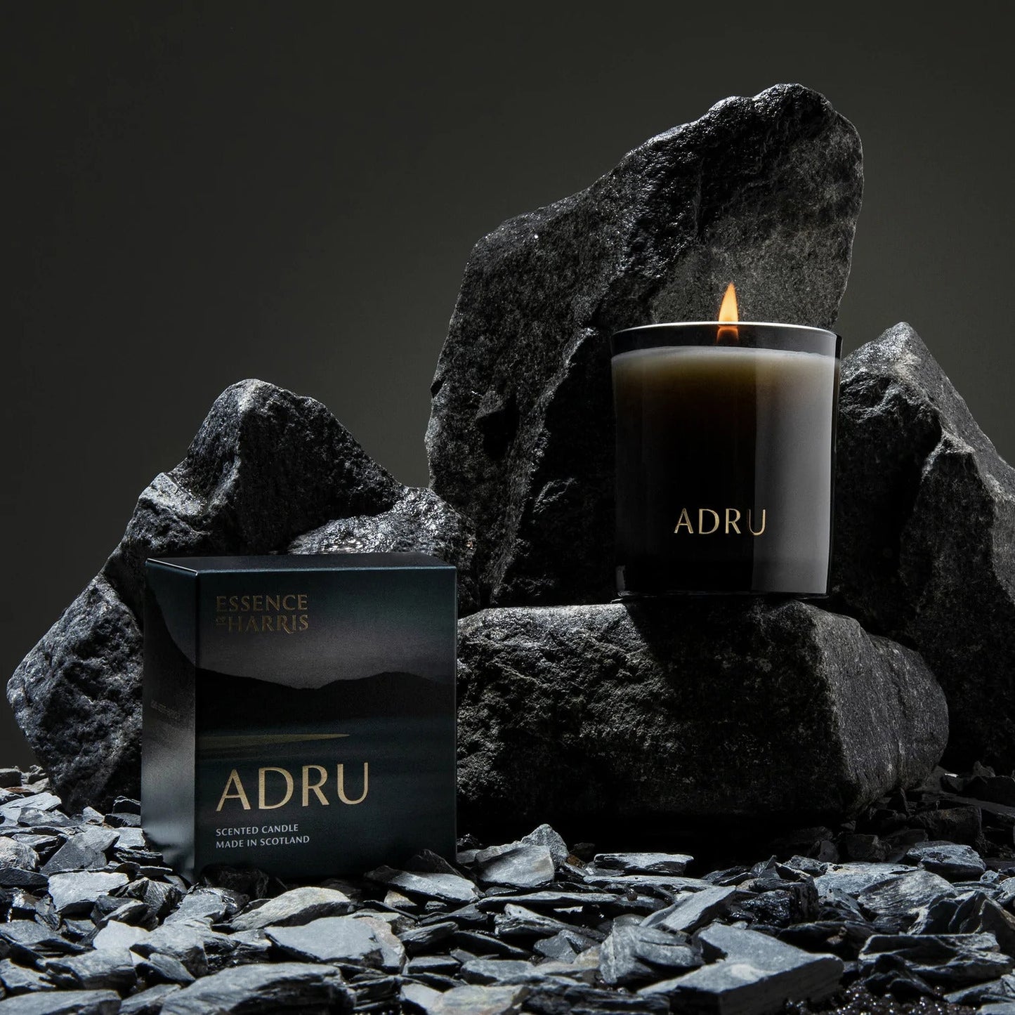 Adru Candle (Sandalwood & Wild Nettle)